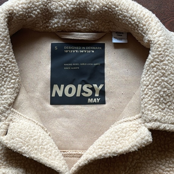 Noisy May Margot Longline Shacket - Irish Cream - Picture 2 of 5